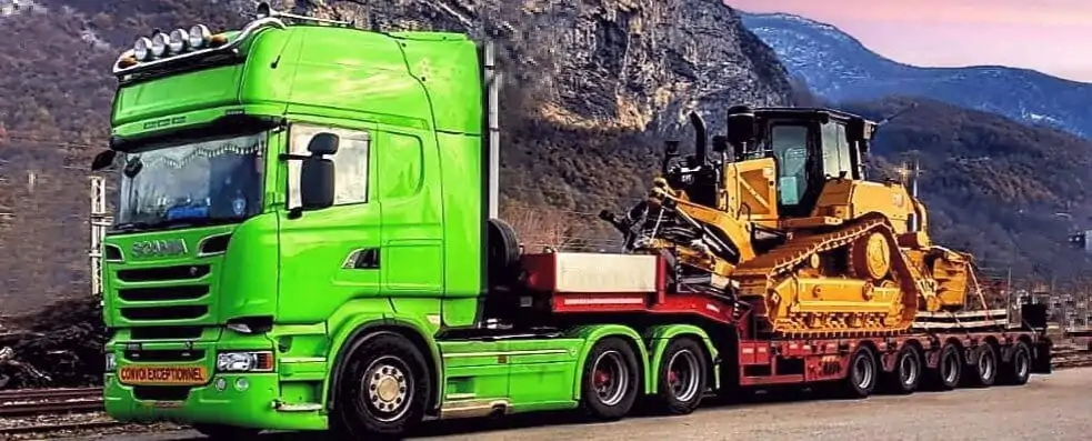 Platformă joasă lowbed - vedere laterală